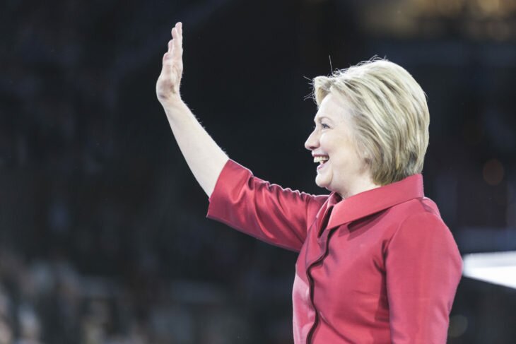 hillary-aipac-waving-edited